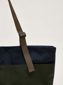 Carry-all tote - navy/green