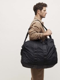 Packable duffle - black