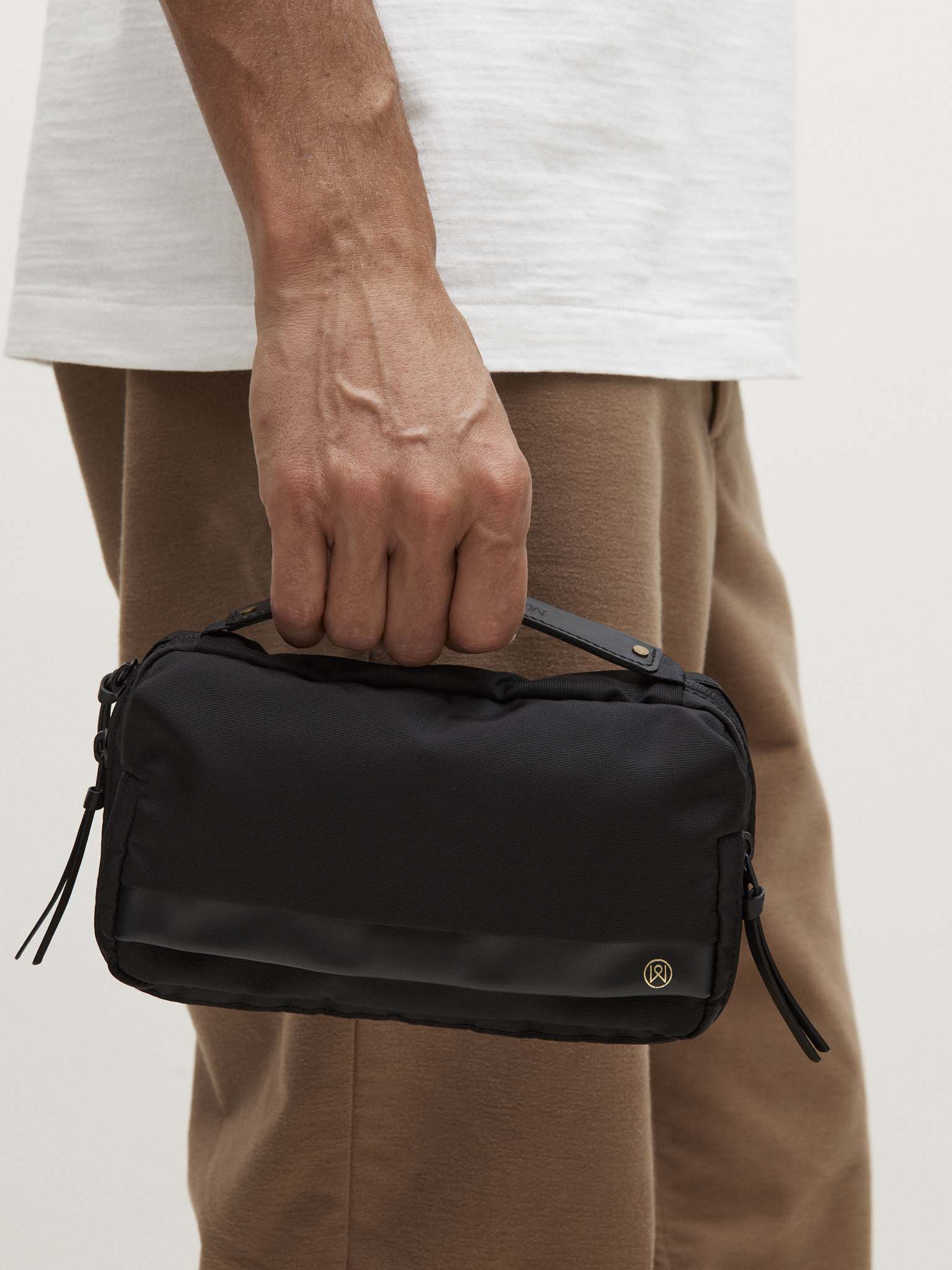 Toiletry pouch - black