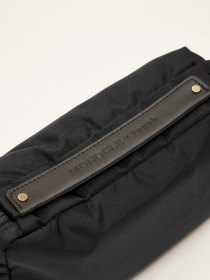 Toiletry pouch - black