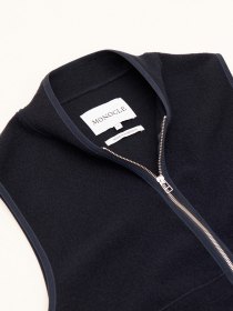 Boiled wool zipped up vest - navy