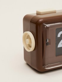 AL30 alarm flip clock - brown