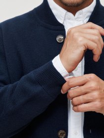 Cashmere cardigan 15