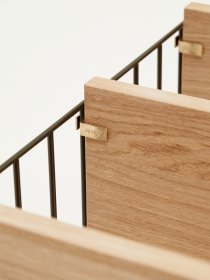 String shelf