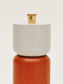 Pepper mill