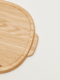 Small cutting and serving board
