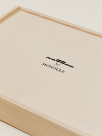 Large tablet tray