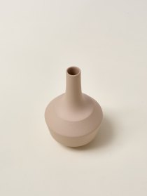 Raw belly vase