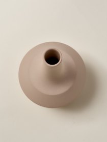 Raw belly vase