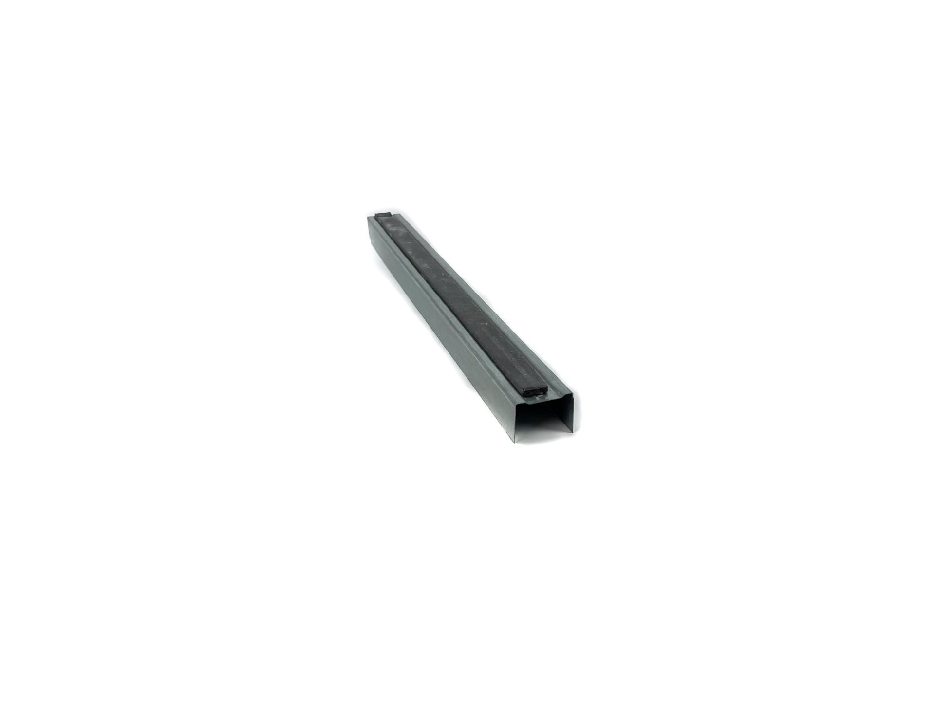 U-45 (s) met 1x20 mm foam Metal Stud profiel 4000 mm