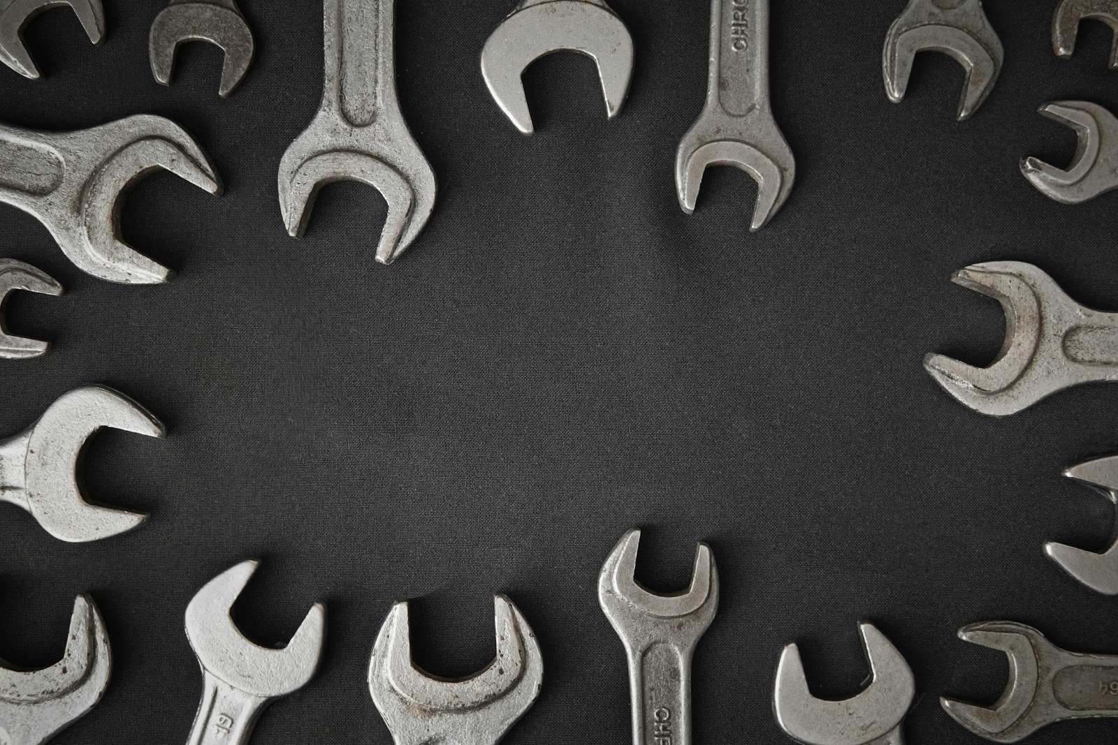 Hand tools for maintenance work
